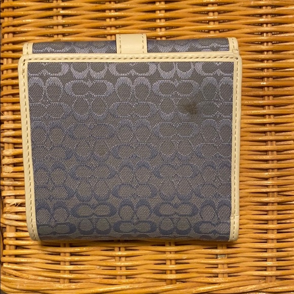 Authentic Coach wallet - Picture 4 of 5
